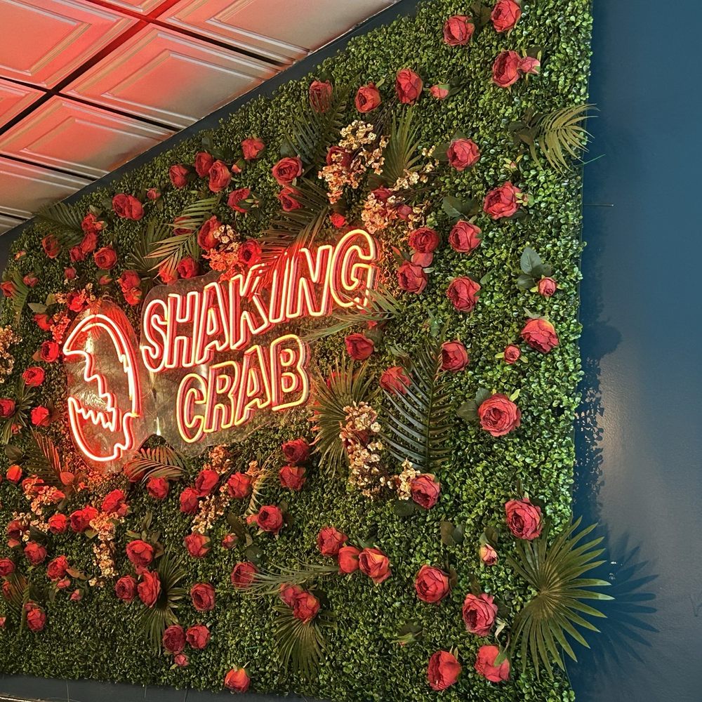 Shaking Crab - Williamsburg - Beautiful decor - Seafood Near Me - New York, New York Shaking Crab - Williamsburg - Beautiful decor - Seafood Near Me - New York, New York