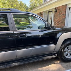 Sparkling Image Car Wash - Detailing was great. This 2003 Toyota had lost its luster. They did a fabulous job hand waxing the suv.