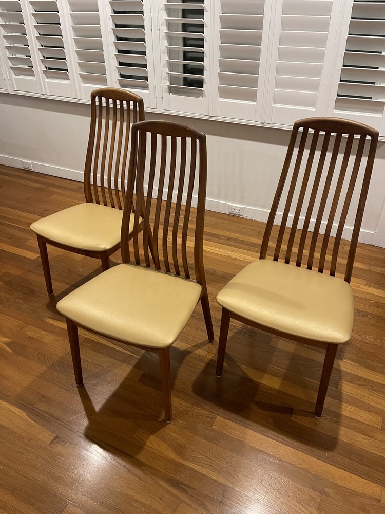 TAN UPHOLSTERY 94875 Kuhaulua St, Waipahu, Hawaii Furniture