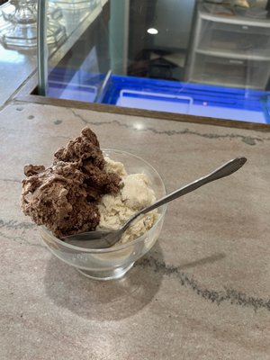 Three Georges Candy by null