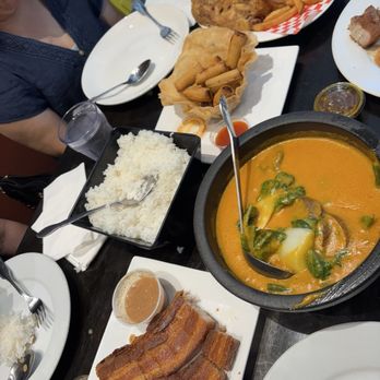 Max's Restaurant - Milpitas - Filipino Near Me - Milpitas, California