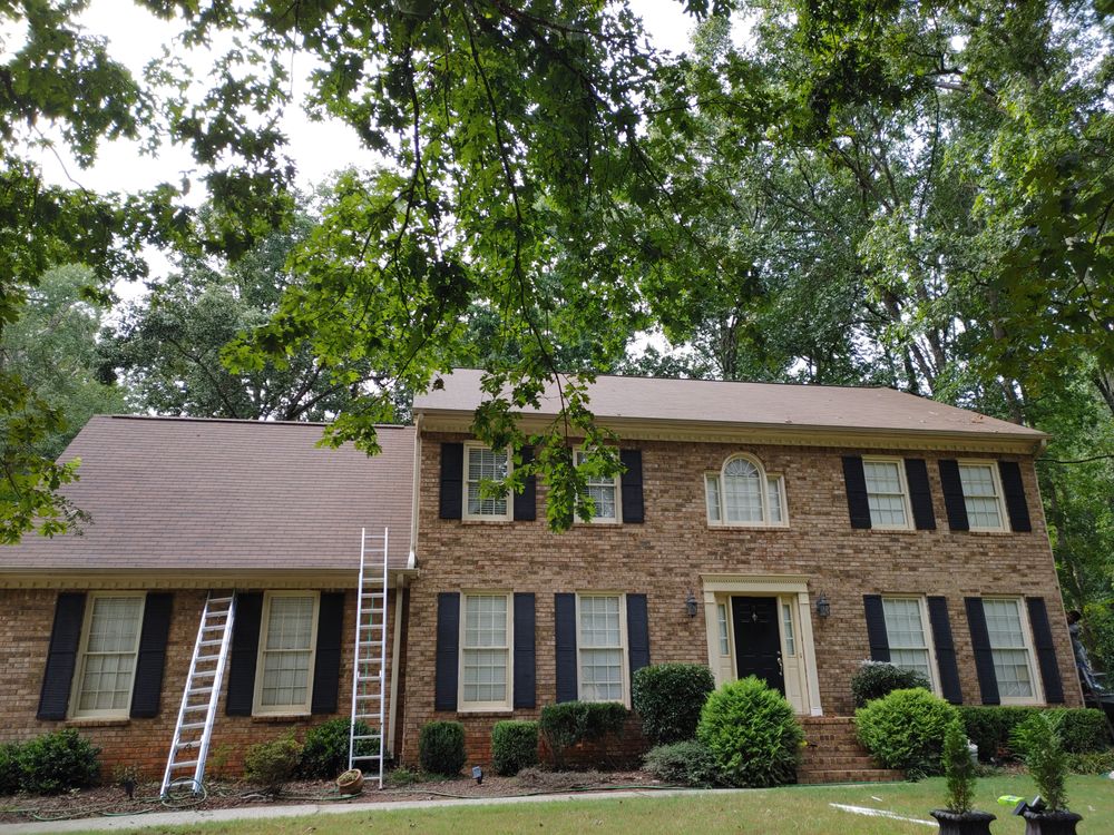 Slide of Wilson's Roofing