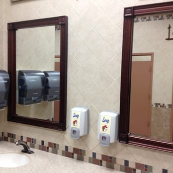 Buc-ee's - Fancy Lavatory - Gas Stations Near Me - Madisonville, Texas Buc-ee's - Fancy Lavatory - Gas Stations Near Me - Madisonville, Texas