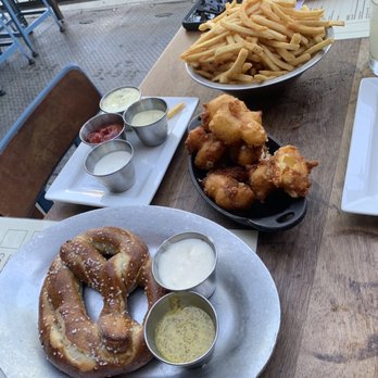 Counterpoint - Soft Pretzel, Fried Cheese Curds, Fries - Bars Near Me - San Diego, California Counterpoint - Soft Pretzel, Fried Cheese Curds, Fries - Bars Near Me - San Diego, California