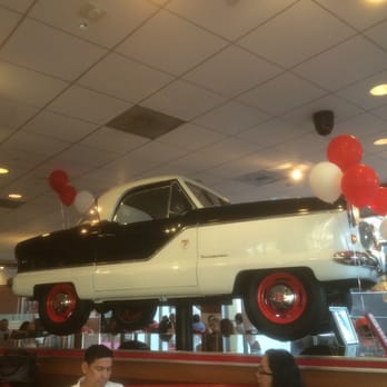 Ruby's Diner - Diners Near Me - Commerce, California
