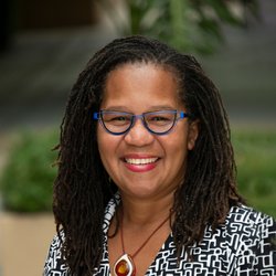 Laura L Wedderburn, M.D