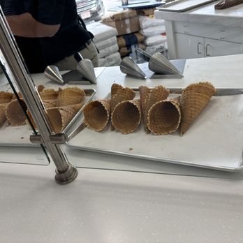 Kilwins Ice Cream - Chocolate - Fudge - Waffle cones being made - Ice Cream & Frozen Yogurt Near Me - Colorado Springs, Colorado Kilwins Ice Cream - Chocolate - Fudge - Waffle cones being made - Ice Cream & Frozen Yogurt Near Me - Colorado Springs, Colorado