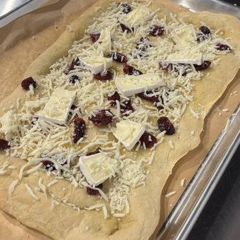 Mise En Place Cooking Studio - Napa grape & Brie flatbread - Cooking Classes Near Me - Roswell, Georgia Mise En Place Cooking Studio - Napa grape & Brie flatbread - Cooking Classes Near Me - Roswell, Georgia