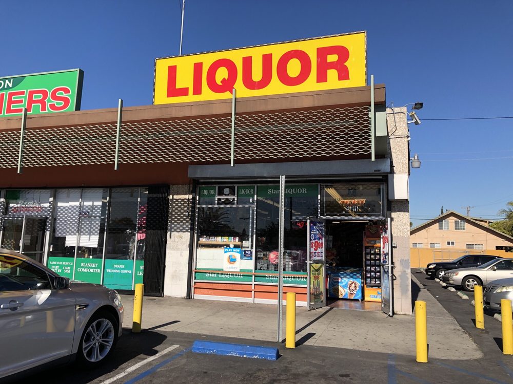 Star Liquor Logo