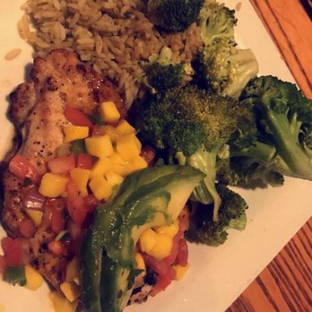 Chili's - Mango chicken with brown rice and brocalli - American Near Me - Rancho Cucamonga, California