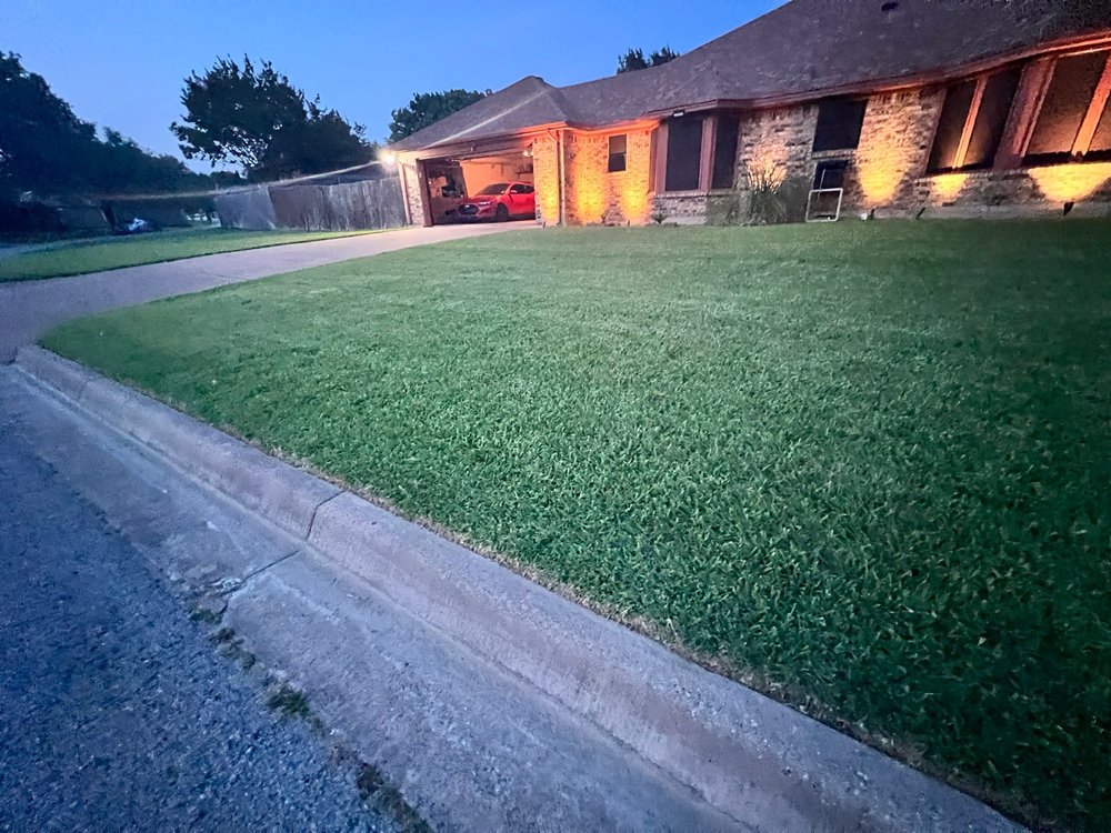 HandCrafted Landscape Maintenance - tree service in Fort Worth, TX