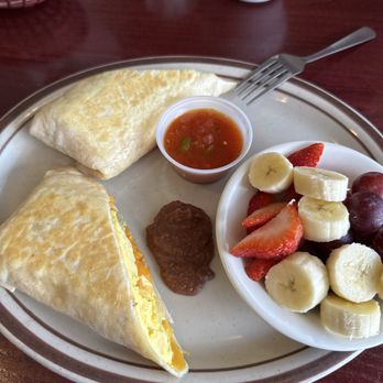 Los Paisanos - Breakfast Burrito - Mexican Near Me - Williamsburg, Virginia Los Paisanos - Breakfast Burrito - Mexican Near Me - Williamsburg, Virginia