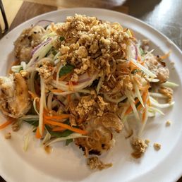 Green Papaya Salad with Shrimp