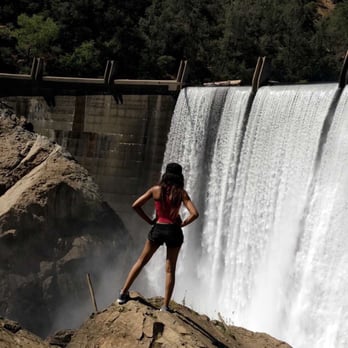 Lake Clementine - Rewarding hike - Lakes Near Me - Auburn, California