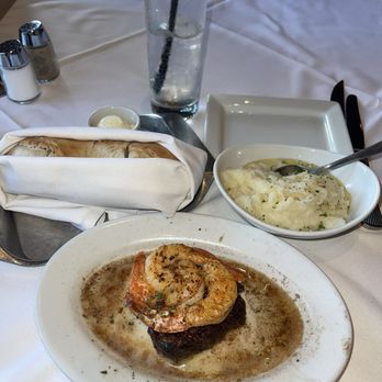 Ruth's Chris Steak House - 6 OZ FILET* & SHRIMP WI GARLIC MASHED POTATOES - Steakhouses Near Me - Weehawken, New Jersey