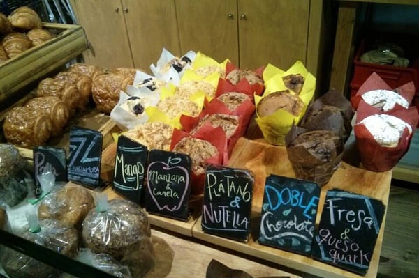 BreAd Panaderos Artesanales by null