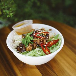 Nem N' Nem Food Truck