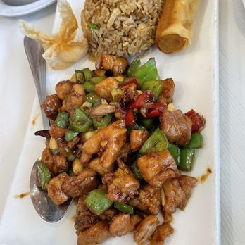 JS Foothill Restaurant - Kung Pao Chicken - Asian Fusion Near Me - Pasadena, California