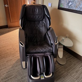 Atlantic Aviation - The most amazing massage chair in the pilots lounge - Airports Near Me - Reno, Nevada Atlantic Aviation - The most amazing massage chair in the pilots lounge - Airports Near Me - Reno, Nevada