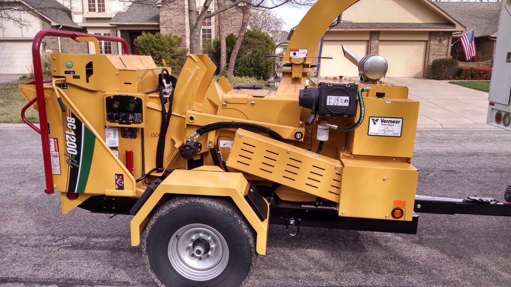 Attention To Details - tree service in Rose Hill, KS