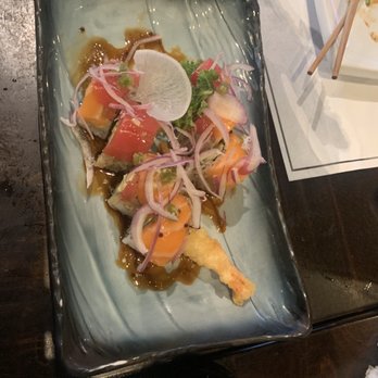 Shiki Sushi - Hunter Roll - Sushi Bars Near Me - Studio City, California Shiki Sushi - Hunter Roll - Sushi Bars Near Me - Studio City, California