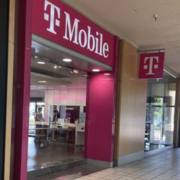 Exterior outside entrance of T-Mobile - Lakewood, California Exterior outside entrance of T-Mobile - Lakewood, California
