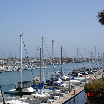Hopper Boat Rentals - Rental Boat Pictured (yellow) - Boating Near Me - Oxnard, California Hopper Boat Rentals - Rental Boat Pictured (yellow) - Boating Near Me - Oxnard, California
