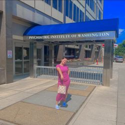 Psychiatric Institute of Washington - LOOK HOW HAPPY AND HEALTHY I LOOK! Thanks to the PHP/IOP staff!