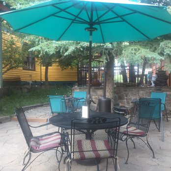 Ouray Main Street Inn - The patio - Hotels Near Me - Ouray, Colorado Ouray Main Street Inn - The patio - Hotels Near Me - Ouray, Colorado