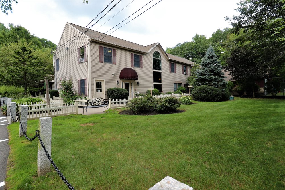 THE BARKING DOG DERRY Updated September 2024 33 Photos & 42 Reviews 210 Rockingham Rd