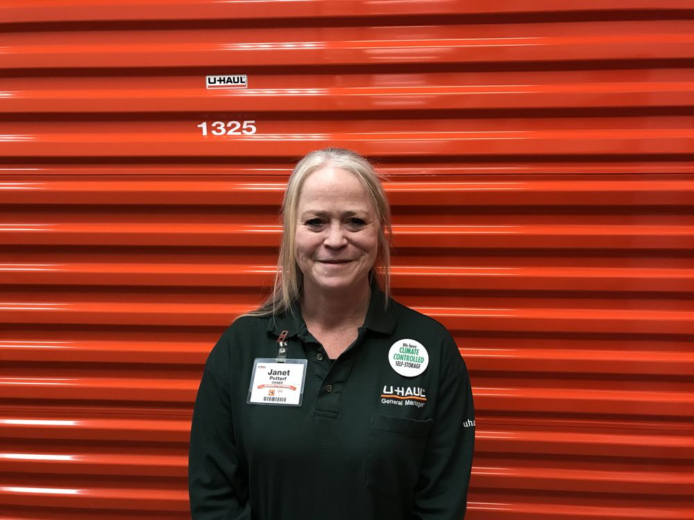 UHAUL 2800 Edgewood Rd SW, Cedar Rapids, Iowa Truck Rental Phone