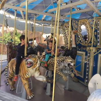 ABQ BioPark Zoo - Zoos Near Me - Albuquerque, New Mexico