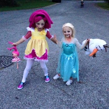Louisville Zombie Attack - Zombie walk 2015 (zombie Elsa and la la loopsey) - Festivals Near Me - Louisville, Kentucky Louisville Zombie Attack - Zombie walk 2015 (zombie Elsa and la la loopsey) - Festivals Near Me - Louisville, Kentucky