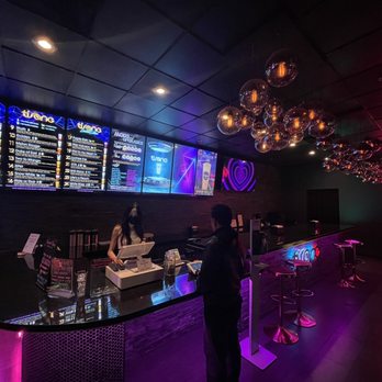 Fynix Rizen - inside - Bubble Tea Near Me - Westminster, California