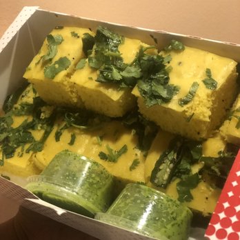 Usha Foods - Dhokla with chutney (1 pound) - Indian Near Me - Floral Park, New York Usha Foods - Dhokla with chutney (1 pound) - Indian Near Me - Floral Park, New York