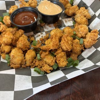 Pbody's - Gator Bites - Burgers Near Me - Clarksville, Tennessee Pbody's - Gator Bites - Burgers Near Me - Clarksville, Tennessee