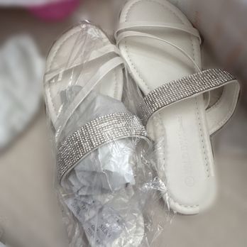 Shop Israella - Gorgeous white slides I copped for $10 - Women's Clothing Near Me - North Las Vegas, Nevada Shop Israella - Gorgeous white slides I copped for $10 - Women's Clothing Near Me - North Las Vegas, Nevada