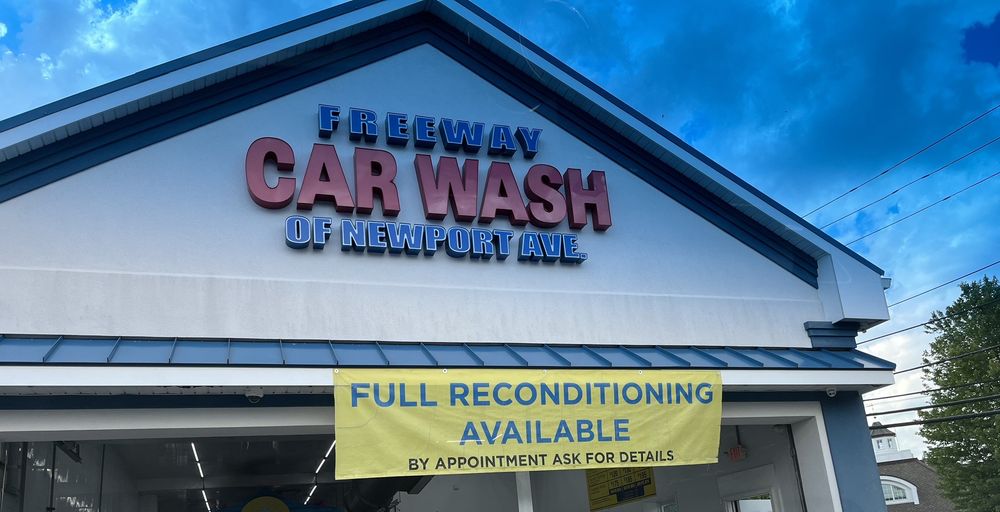 FREEWAY CAR WASH 17 Photos 250 Newport Ave, Rumford, Rhode Island