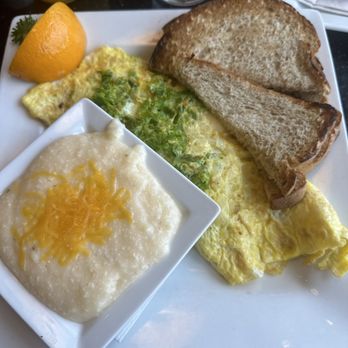 Keke's Breakfast Cafe - Cheesesteak omelette - Breakfast & Brunch Near Me - Jacksonville, Florida