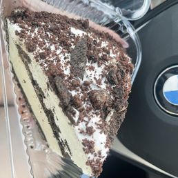Slice of Cookies & Cream Softserve Pie (Vegan) Slice of Cookies & Cream Softserve Pie (Vegan)