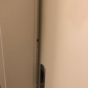 Hampton Inn & Suites Georgetown/Austin North - An inch gap created by the barn door that serves as your bathroom door. Privacy lacks due to this. - Hotels Near Me - Georgetown, Texas Hampton Inn & Suites Georgetown/Austin North - An inch gap created by the barn door that serves as your bathroom door. Privacy lacks due to this. - Hotels Near Me - Georgetown, Texas