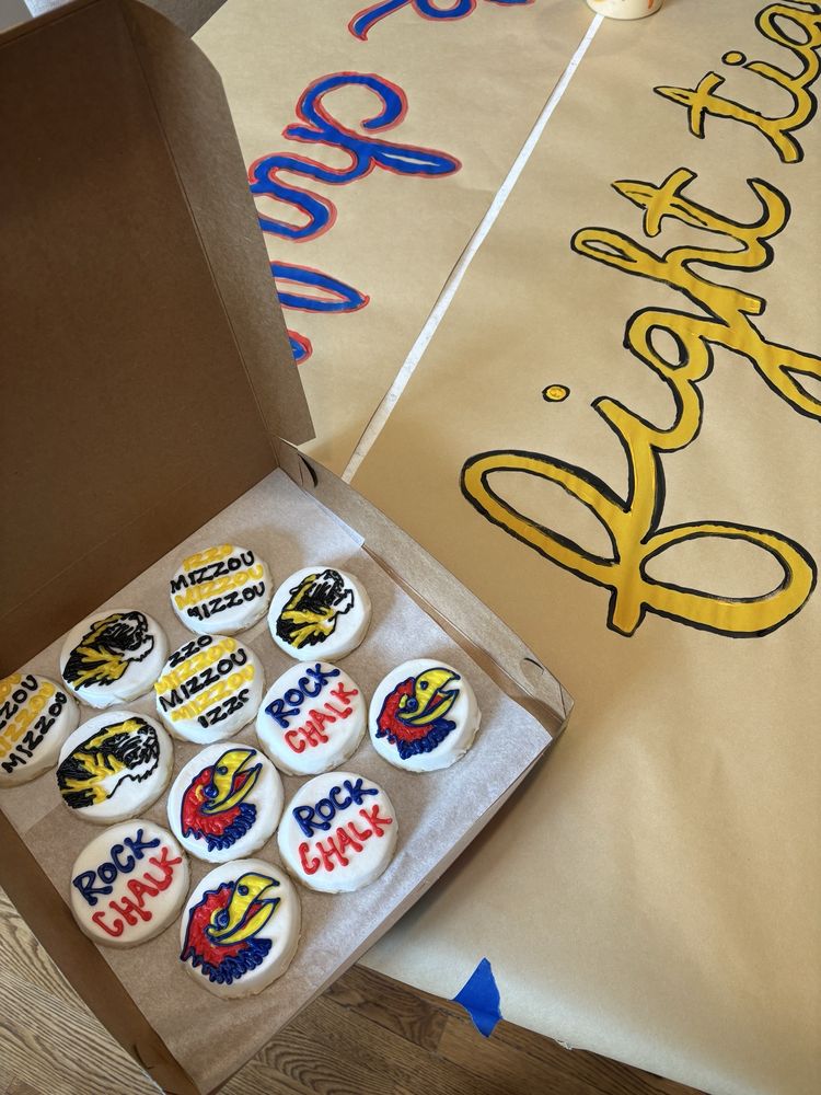 Eileen's Colossal Cookies Logo