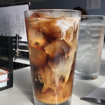 Edgebrook Coffee Shop - Cold brew with cream - Coffee & Tea Near Me - Chicago, Illinois Edgebrook Coffee Shop - Cold brew with cream - Coffee & Tea Near Me - Chicago, Illinois