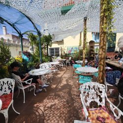 House of Wonders - Upper patio, they also had sidewalk tables