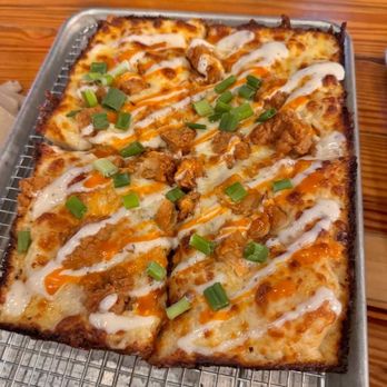 SoDough Square - My favorite! Buffalo drizzle, tenders, scallions, ramch, mozzarella - Pizza Near Me - Orlando, Florida SoDough Square - My favorite! Buffalo drizzle, tenders, scallions, ramch, mozzarella - Pizza Near Me - Orlando, Florida