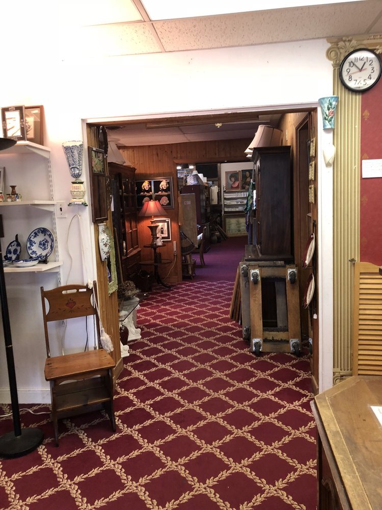 CONSIGNMENT CONNECTION CLOSED Updated May 2024 5517 Lakeside Ave