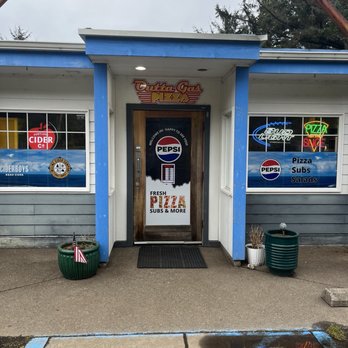 OuttaGas Pizza - Pizza Near Me - Yachats, Oregon OuttaGas Pizza - Pizza Near Me - Yachats, Oregon