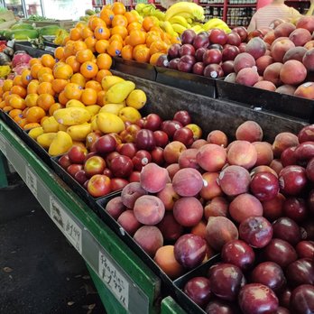 Perrine's Produce - a variety of fruits and vegetables - Farmers Market Near Me - New Smyrna Beach, Florida Perrine's Produce - a variety of fruits and vegetables - Farmers Market Near Me - New Smyrna Beach, Florida
