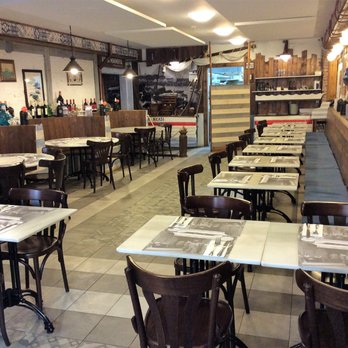 Bodega Monumental - Tapas Bars Near Me - Barcelona, B Bodega Monumental - Tapas Bars Near Me - Barcelona, B