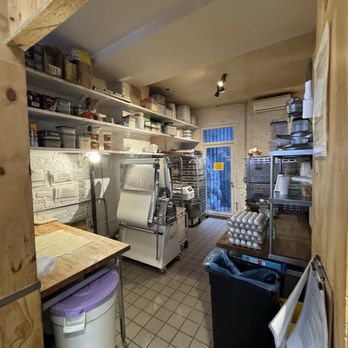 Smør Bakery - Bakeries Near Me - New York, New York Smør Bakery - Bakeries Near Me - New York, New York